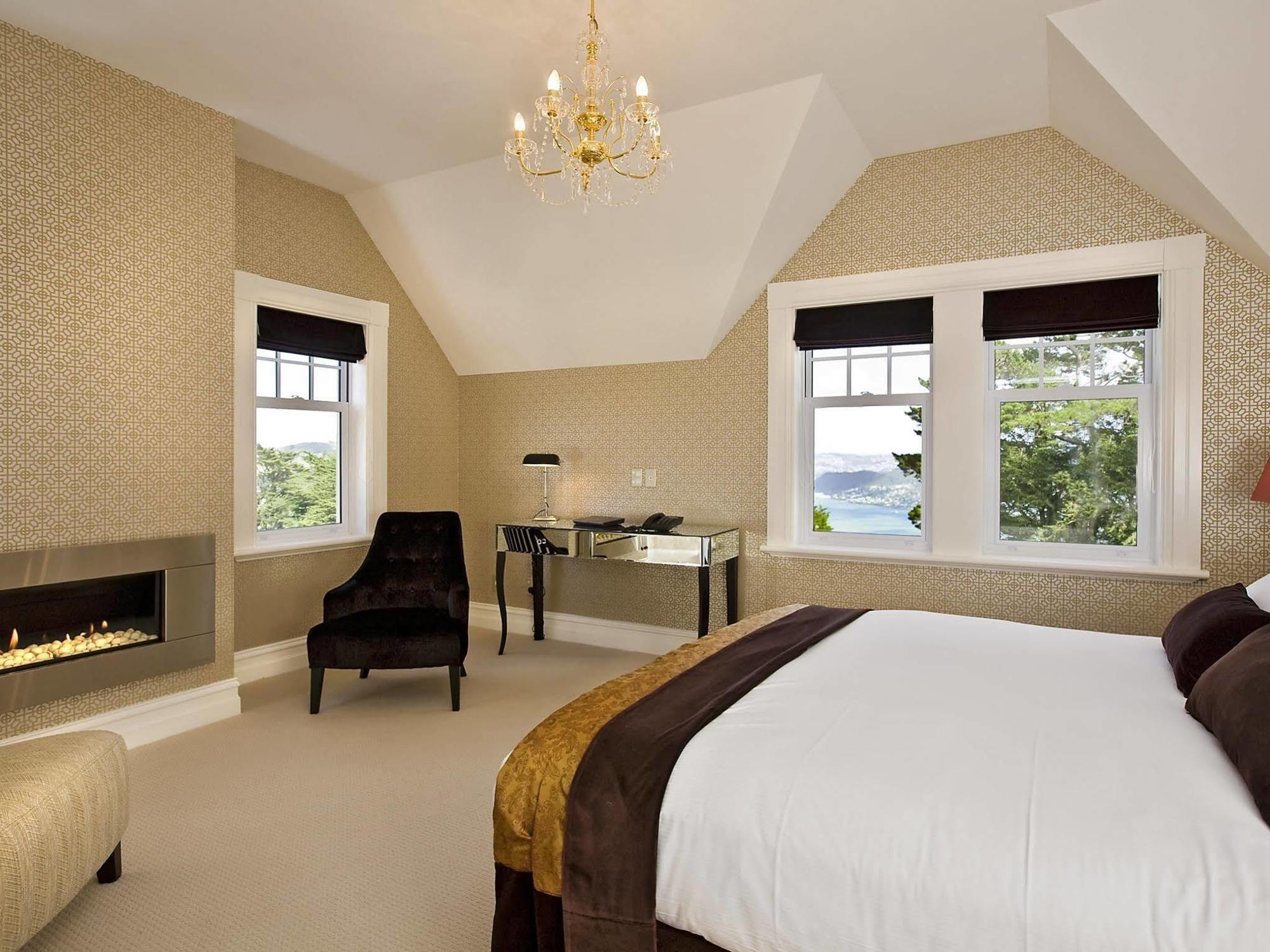 Вилла Camp Estate By Larnach Castle Дьюндин Экстерьер фото